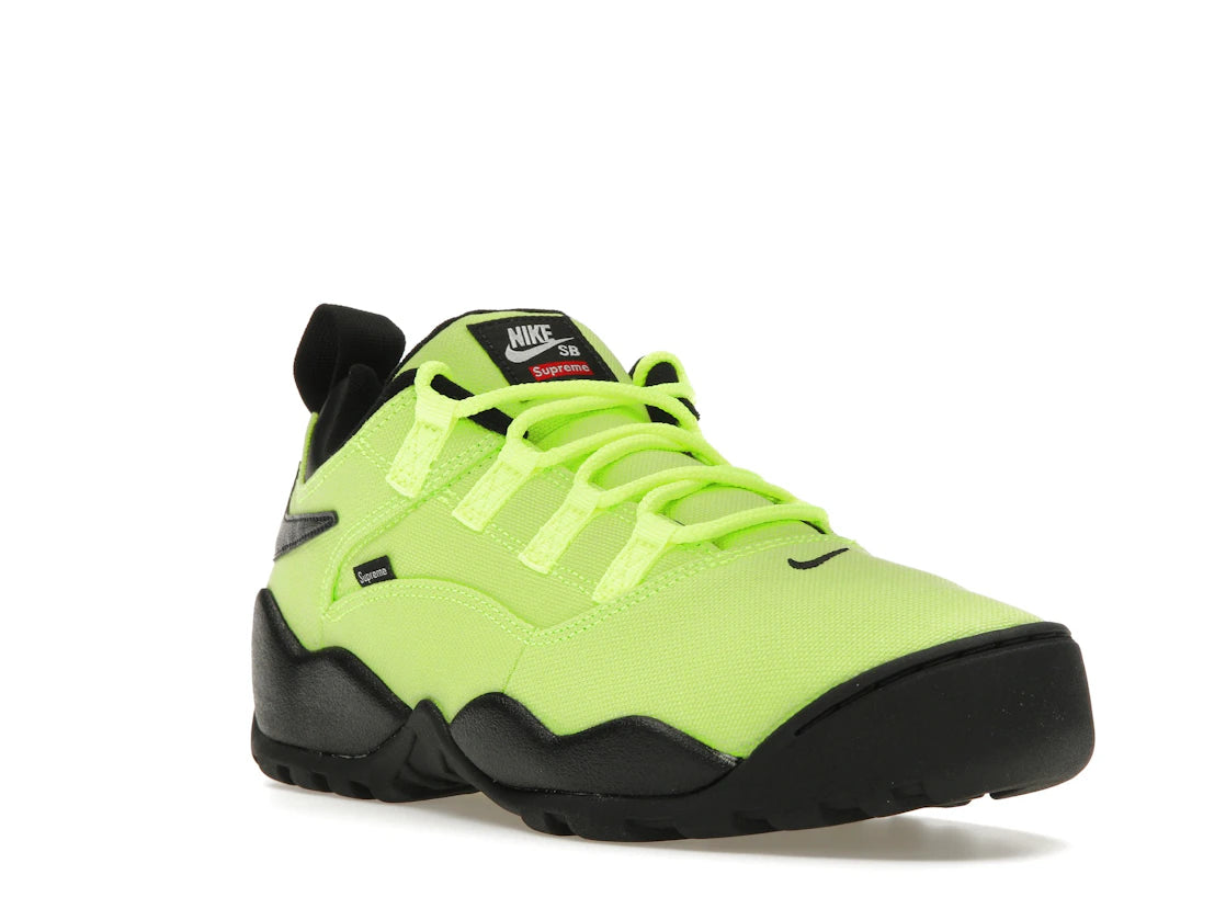 Nike SB Darwin Low Supreme Volt - vue secondaire A