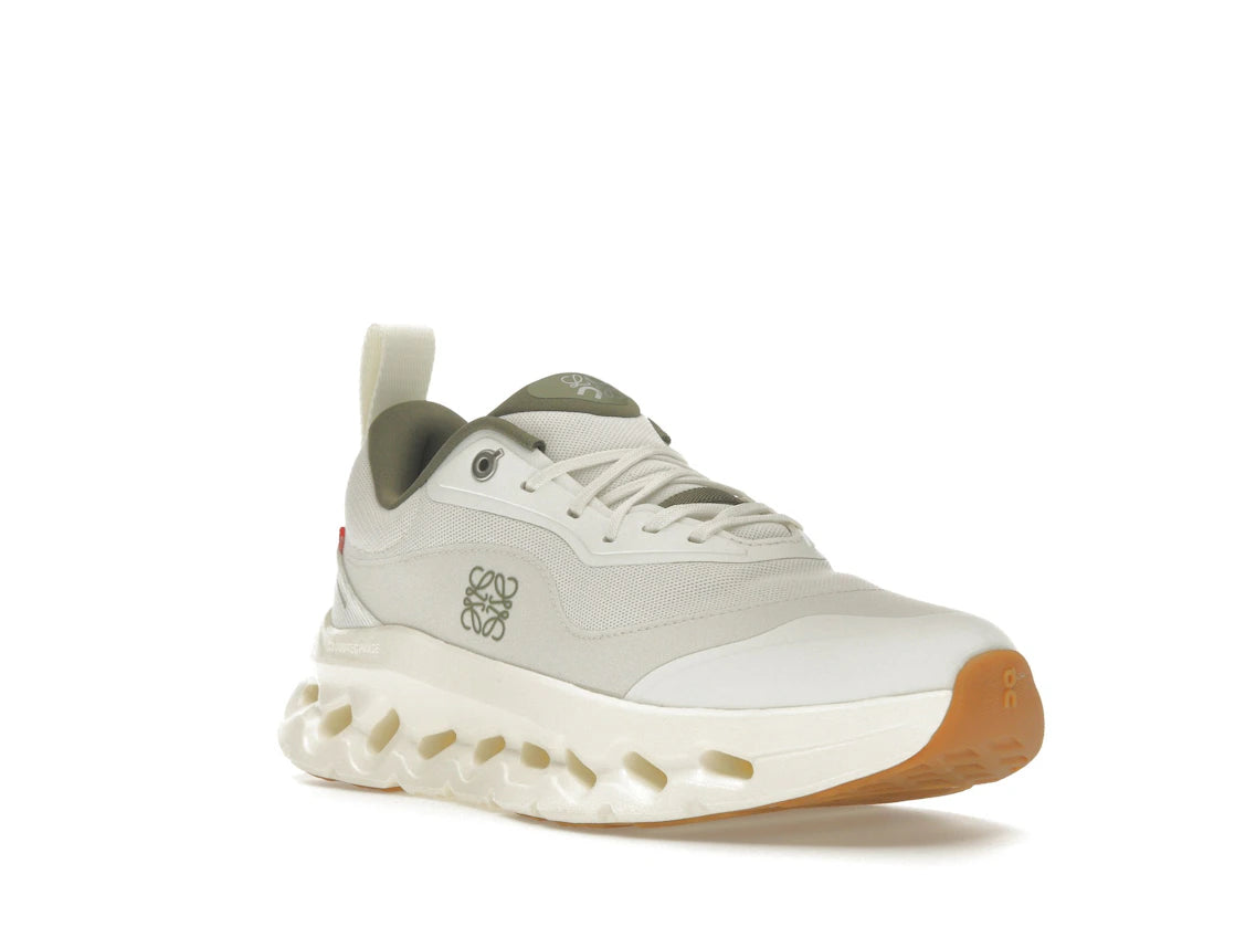 On Running Cloudtilt 2 LOEWE White Khaki (Women's) - vue secondaire A