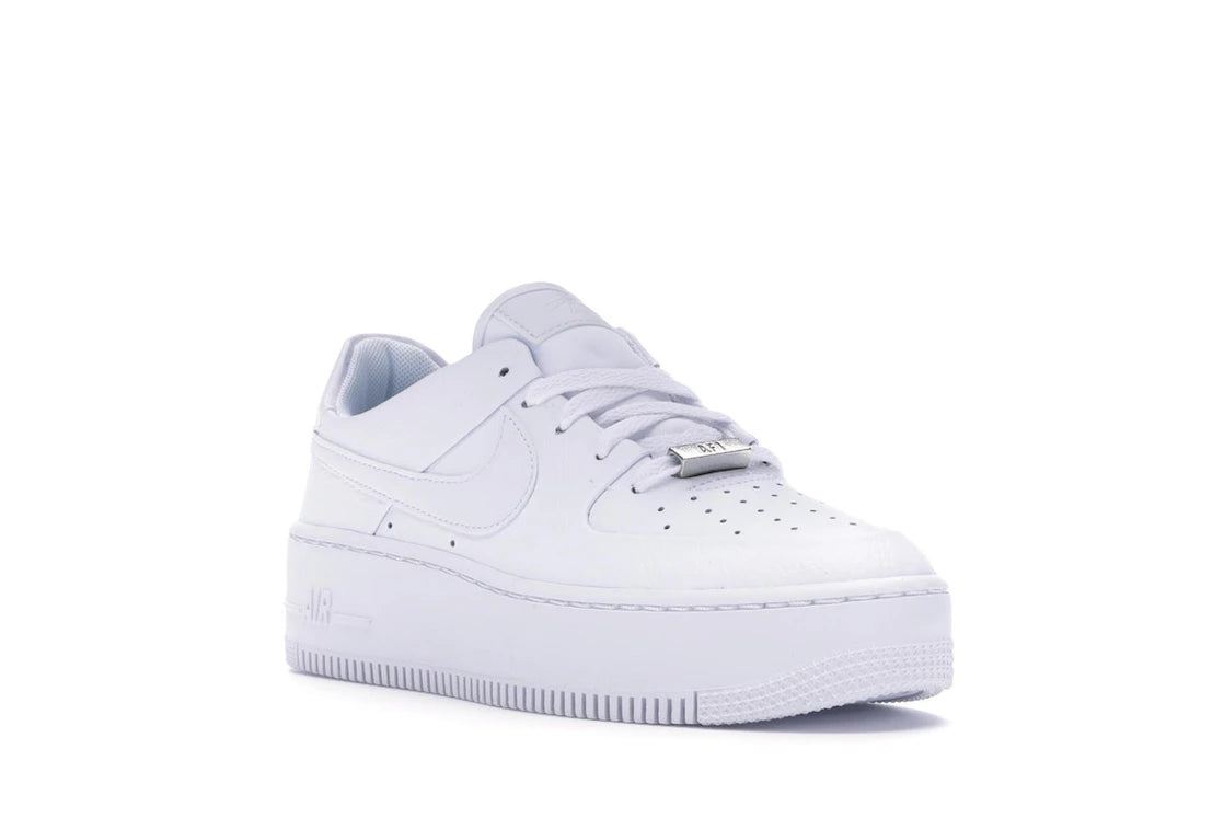 Nike Air Force 1 Sage Low Triple White (Women's) - vue secondaire A