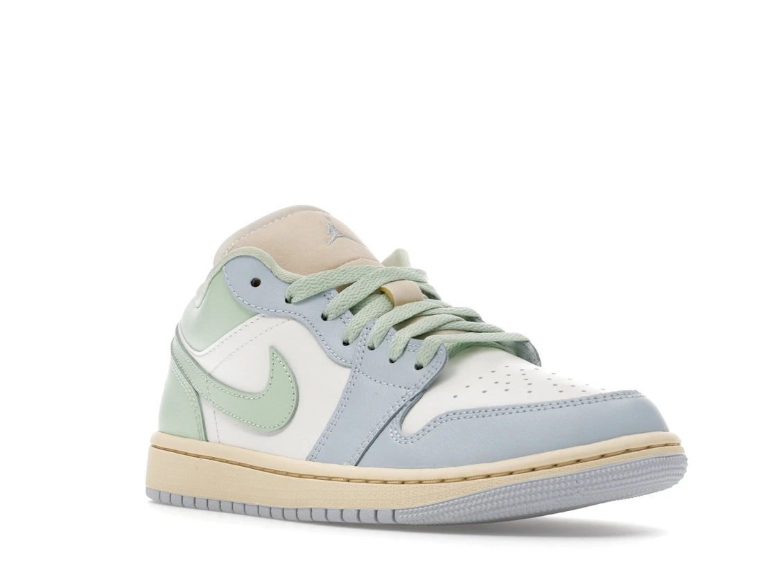 Jordan 1 Low Sail Jade Aura (Women's) - vue secondaire A
