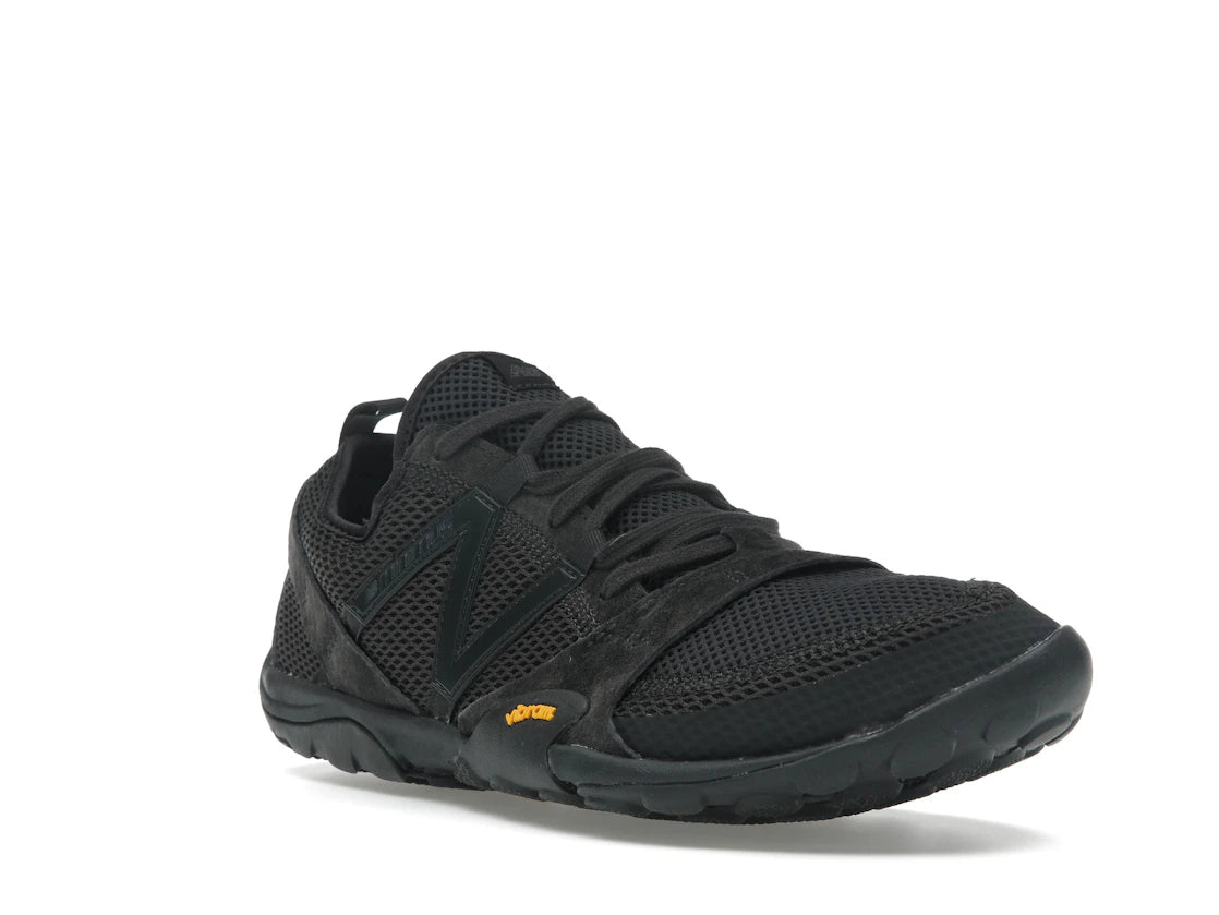 New Balance MT10 Black Castlerock - vue secondaire A