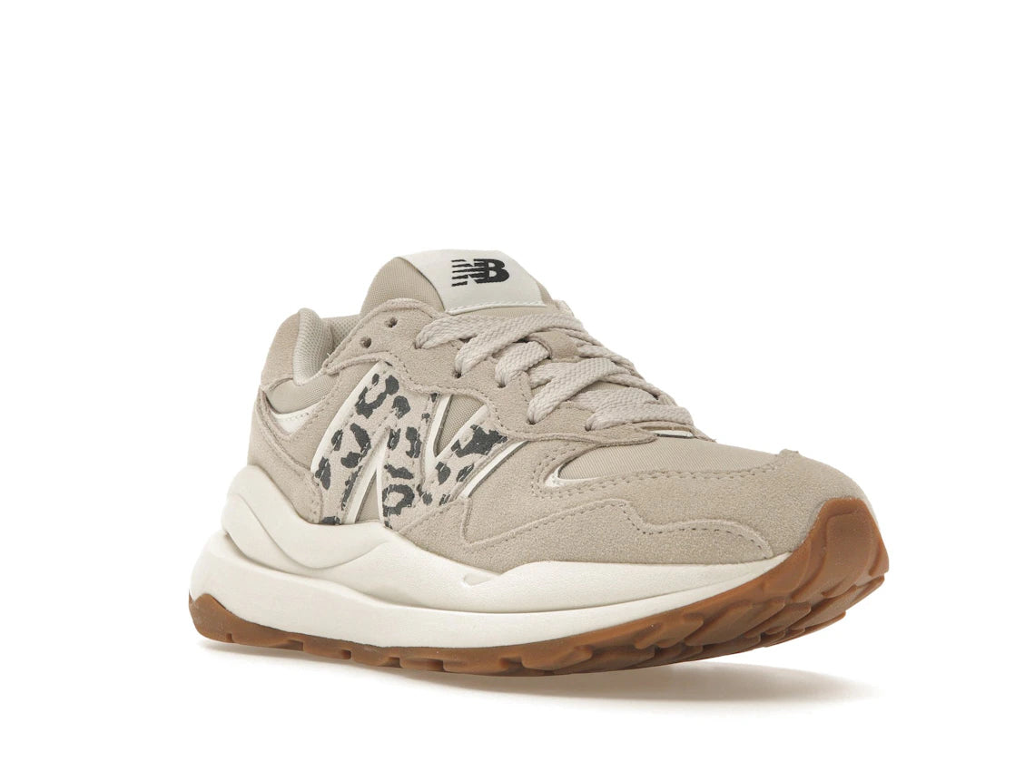 New Balance 57/40 Timberwolf (Women's) - vue secondaire A