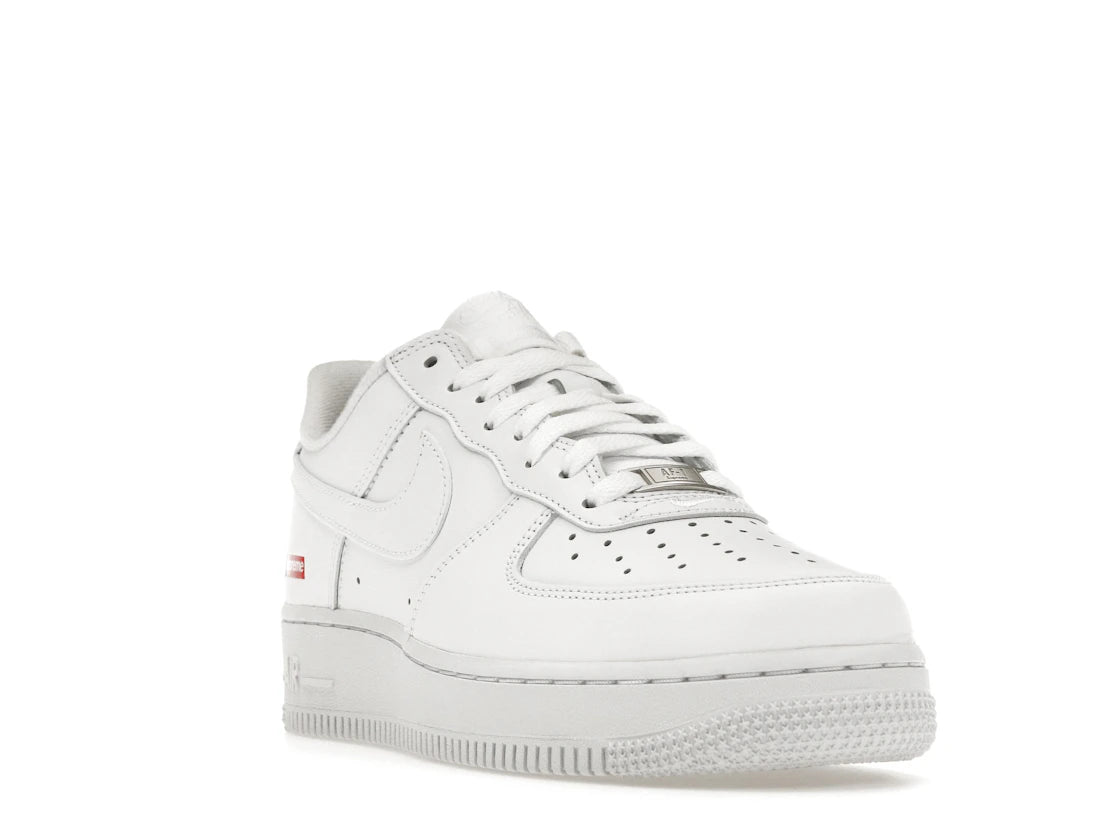 Nike Air Force 1 Low Supreme White - vue secondaire A