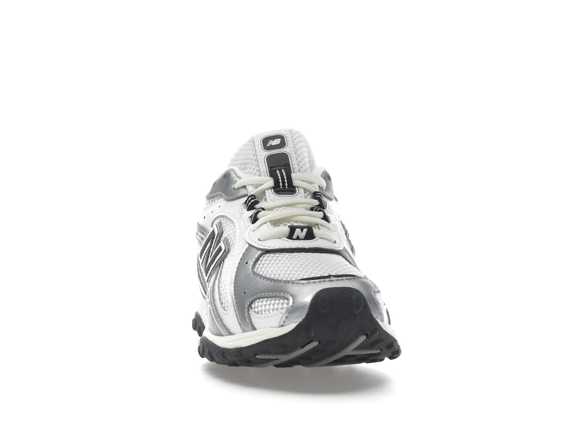 New Balance 204L Silver Metallic Black - vue secondaire A