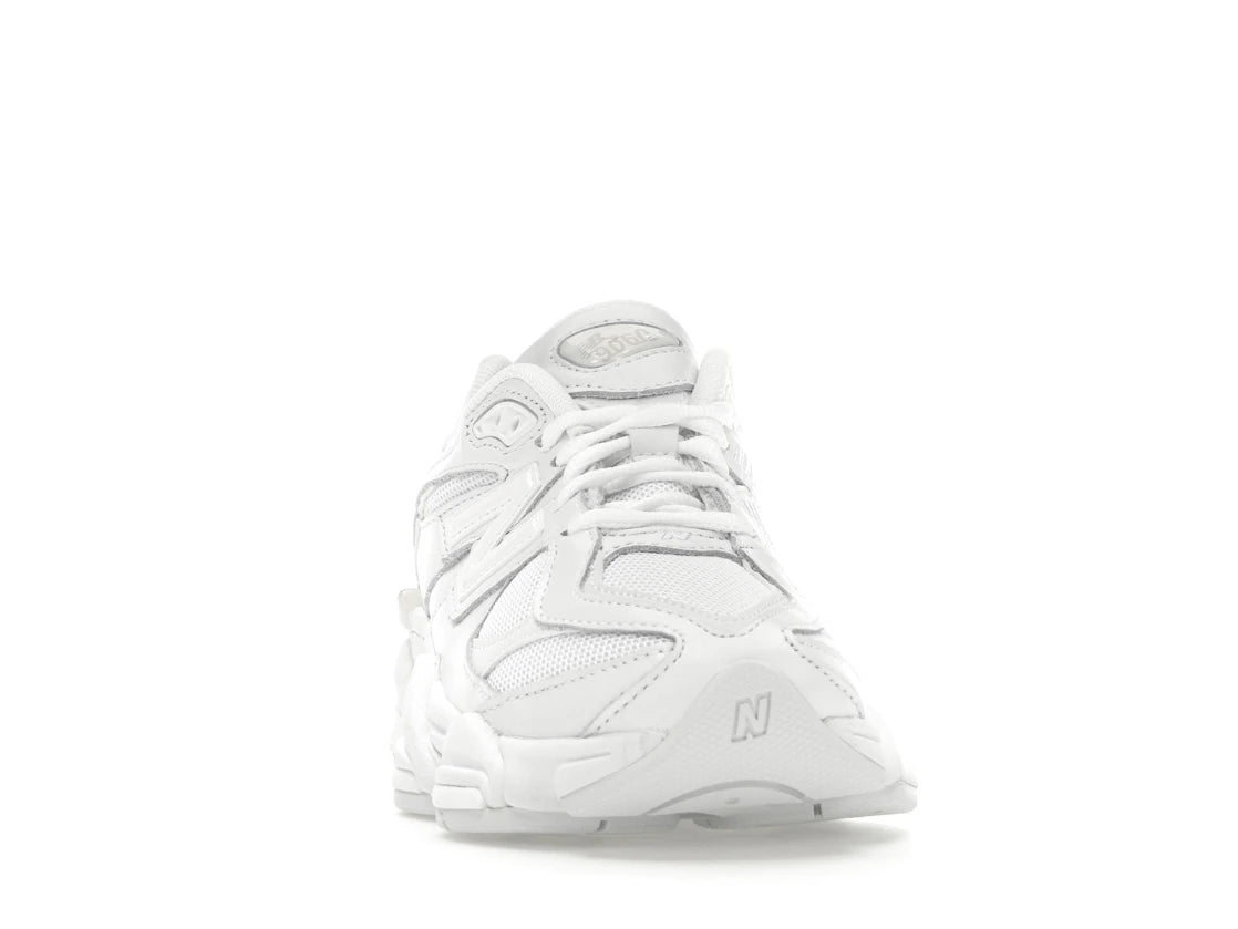 New Balance 9060 Triple White - vue secondaire A