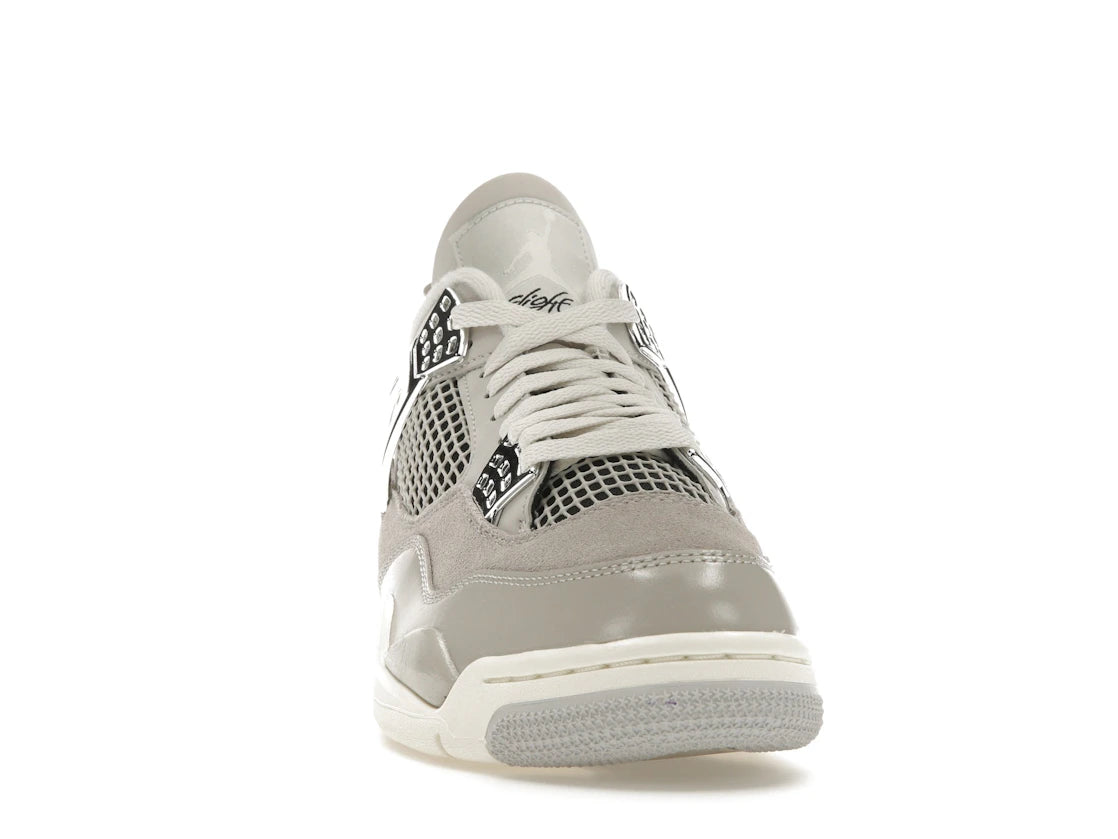 Jordan 4 Retro Frozen Moments (Women's) - vue secondaire A
