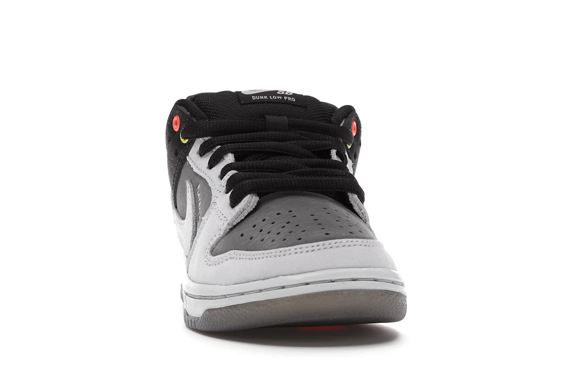 Nike SB Dunk Low VX1000 - vue secondaire A