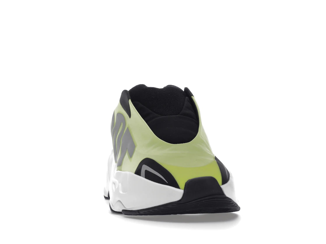 Adidas Yeezy Boost 700 MNVN Laceless Phosphor - vue secondaire A