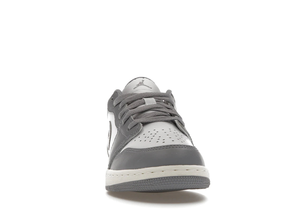 Air Jordan 1 Low Vintage Grey (GS) - vue secondaire A