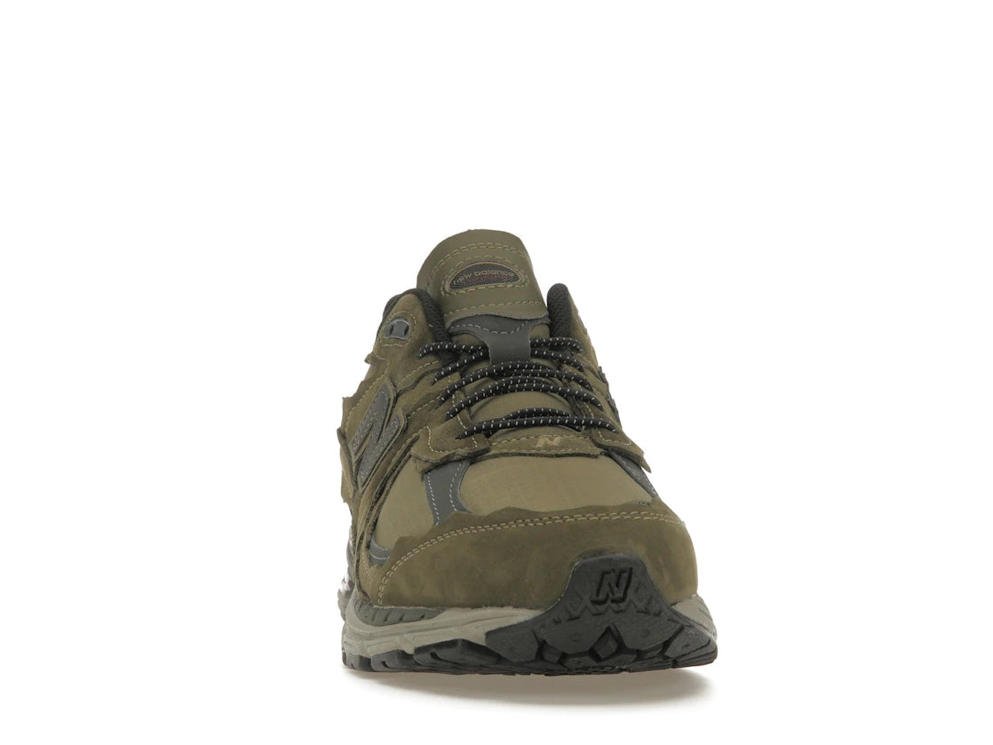 New Balance 2002R Protection Pack Dark Moss - vue secondaire A