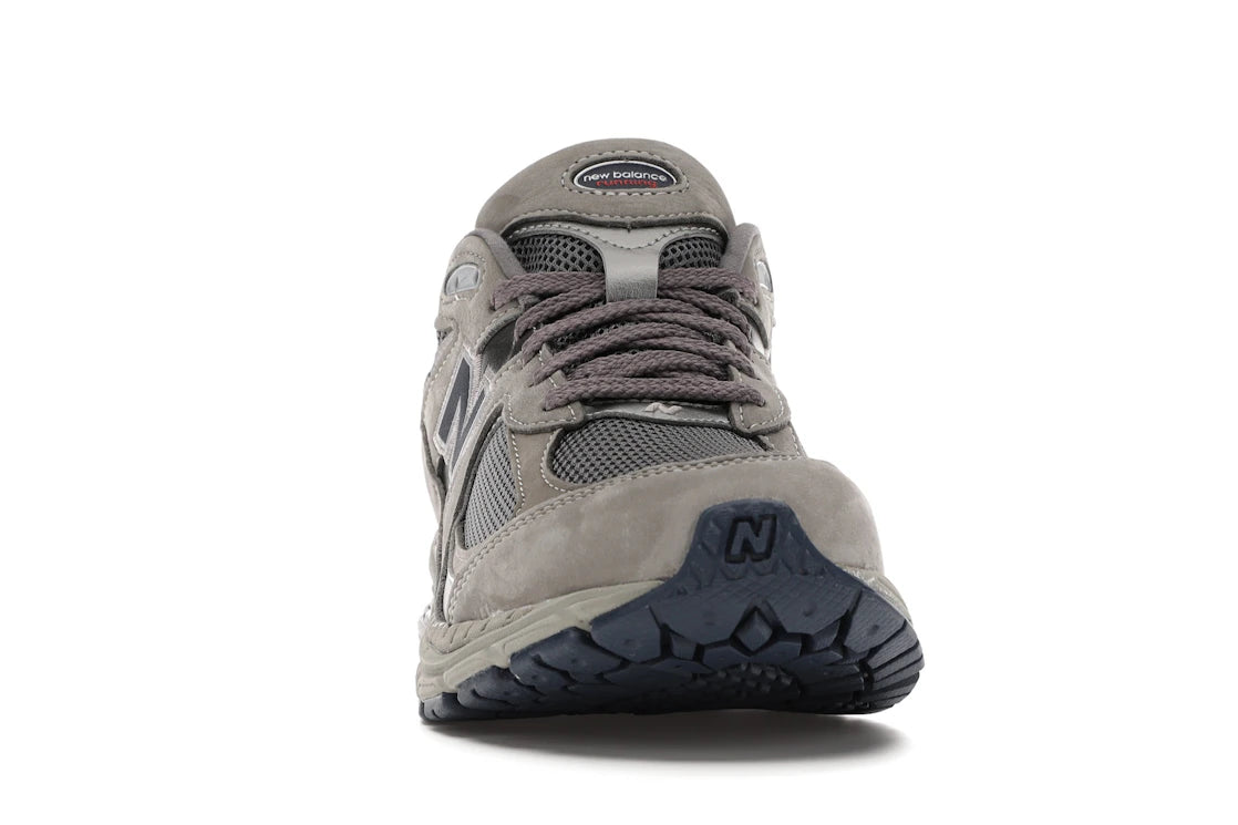 New Balance 2002R Hellgrau - vue secondaire A
