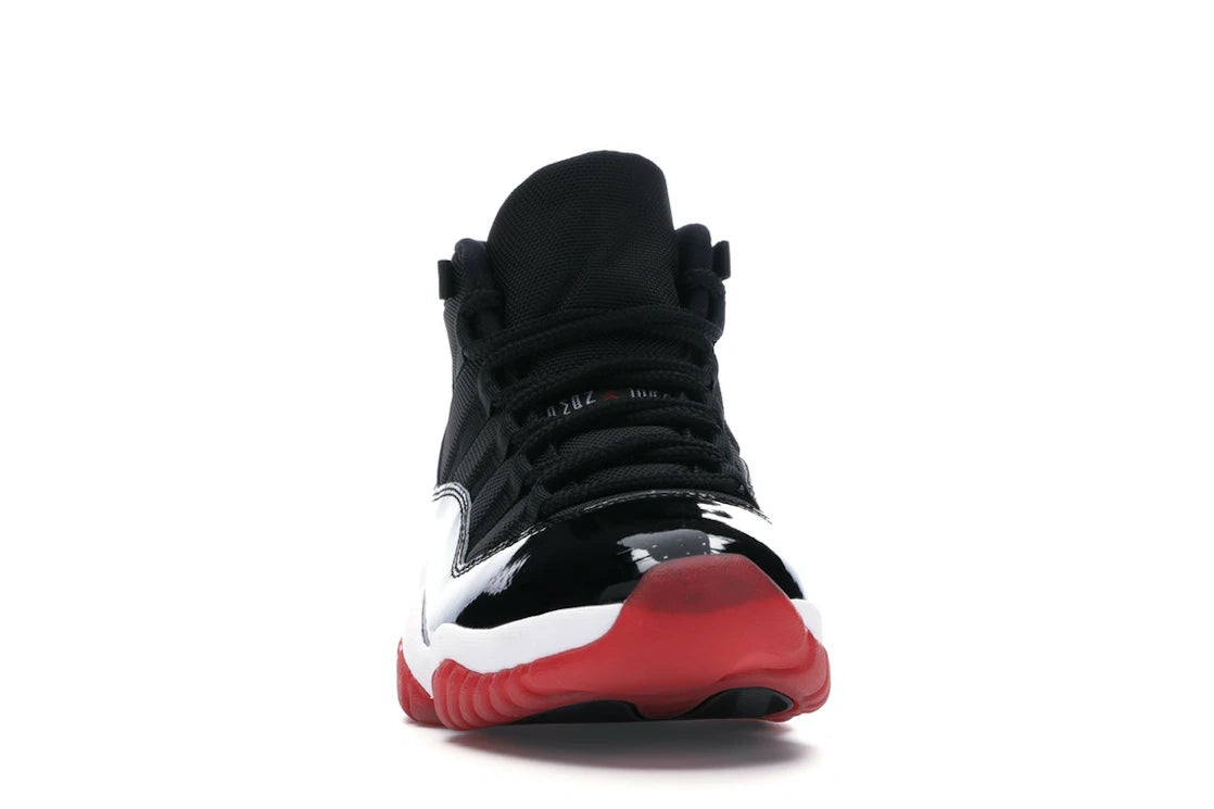 Jordan 11 Retro Playoffs Bred (2019) - vue secondaire A