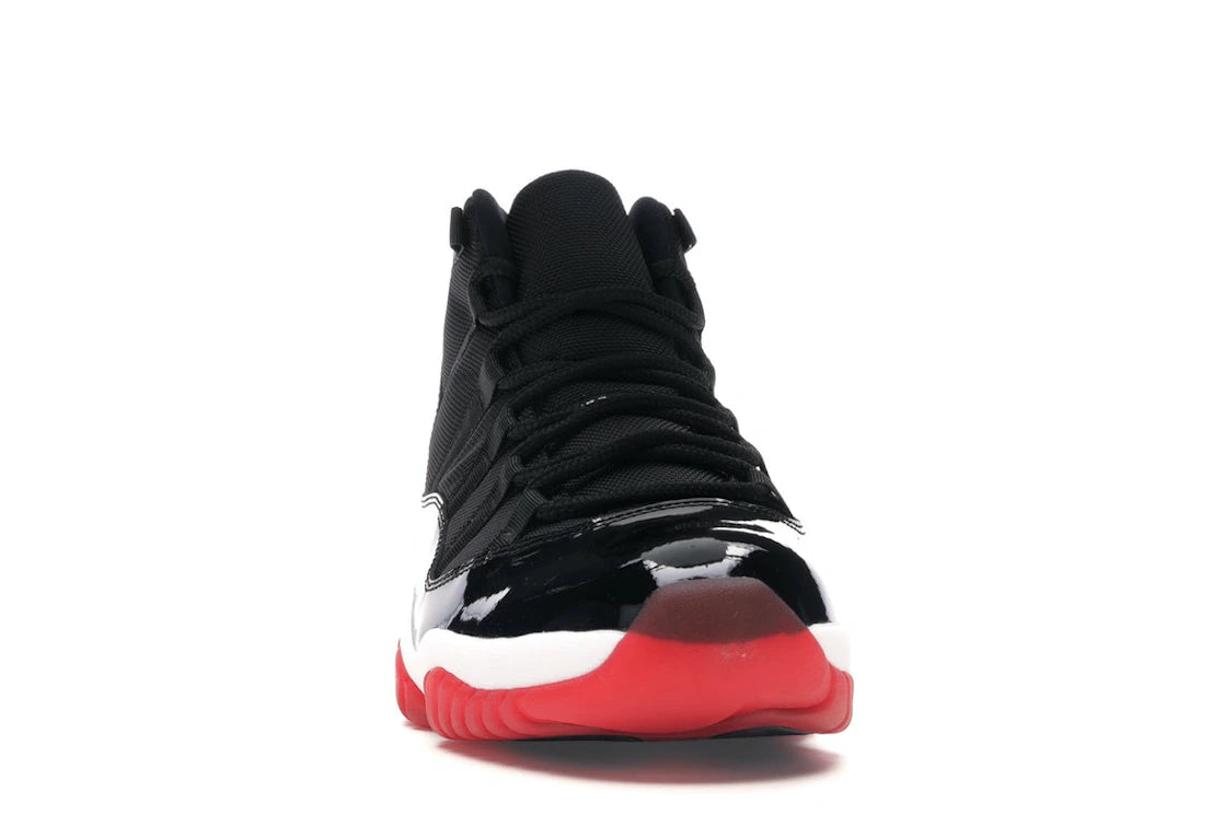 Jordan 11 Retro Playoffs (2012) - vue secondaire A