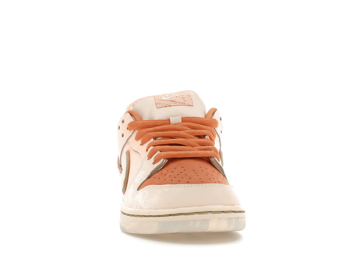 Nike SB Dunk Low Trocadéro Gardens - vue secondaire A
