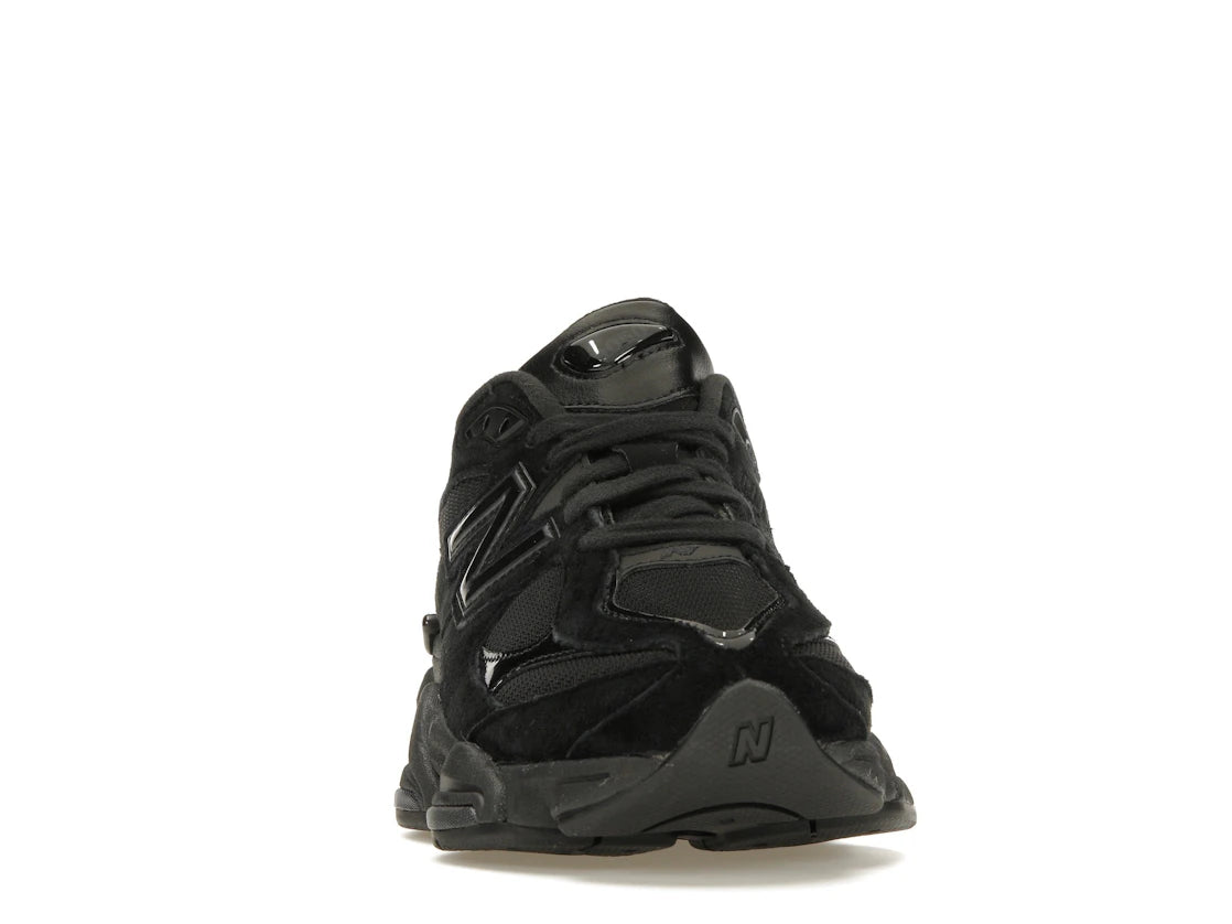 New Balance 9060 Triple Black Patent - vue secondaire A