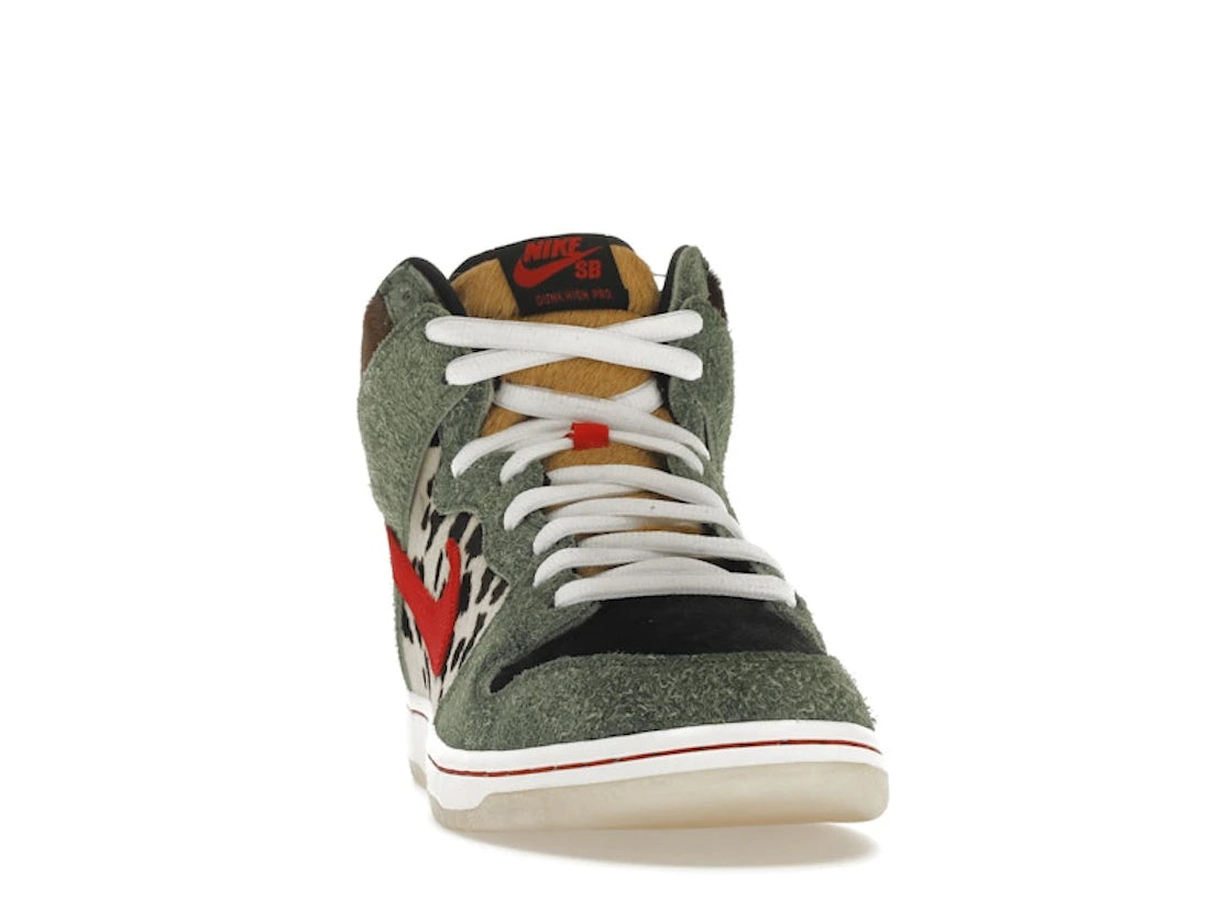 Nike SB Dunk High Dog Walker - vue secondaire A