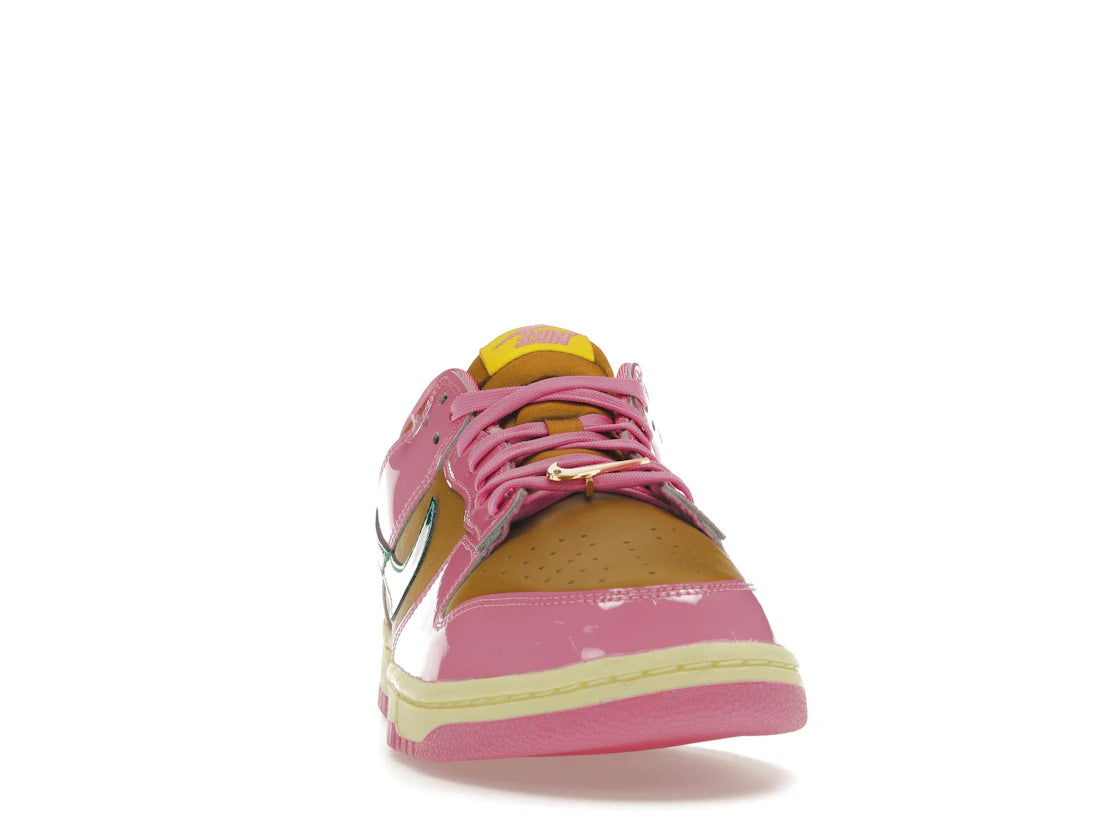 Nike Dunk Low QS Parris Goebel (Women's) - vue secondaire A