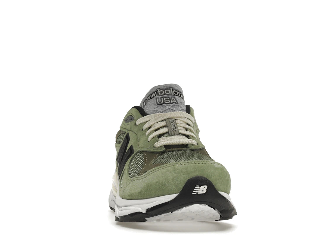 New Balance 990v3 MiUSA JJJJound Olive - vue secondaire A