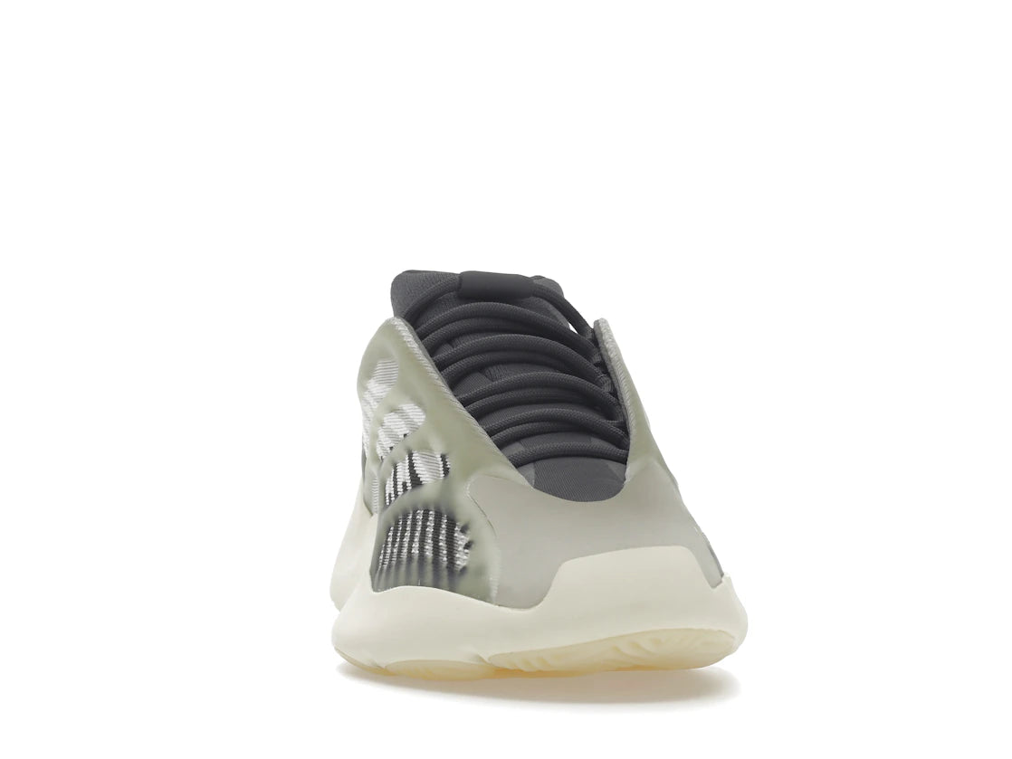 adidas Yeezy 700 V3 Fade Salt - vue secondaire A