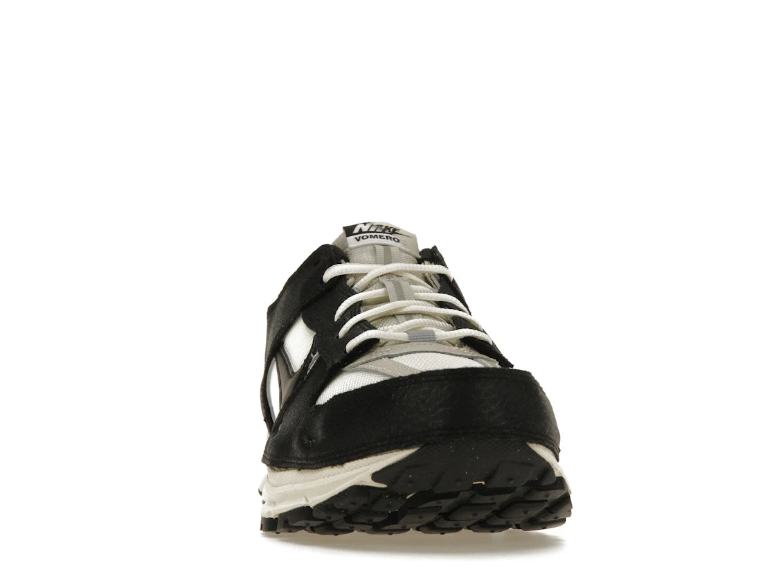 Nike Zoom Vomero 5 Timeless Panda Dunk (Women's) - vue secondaire A