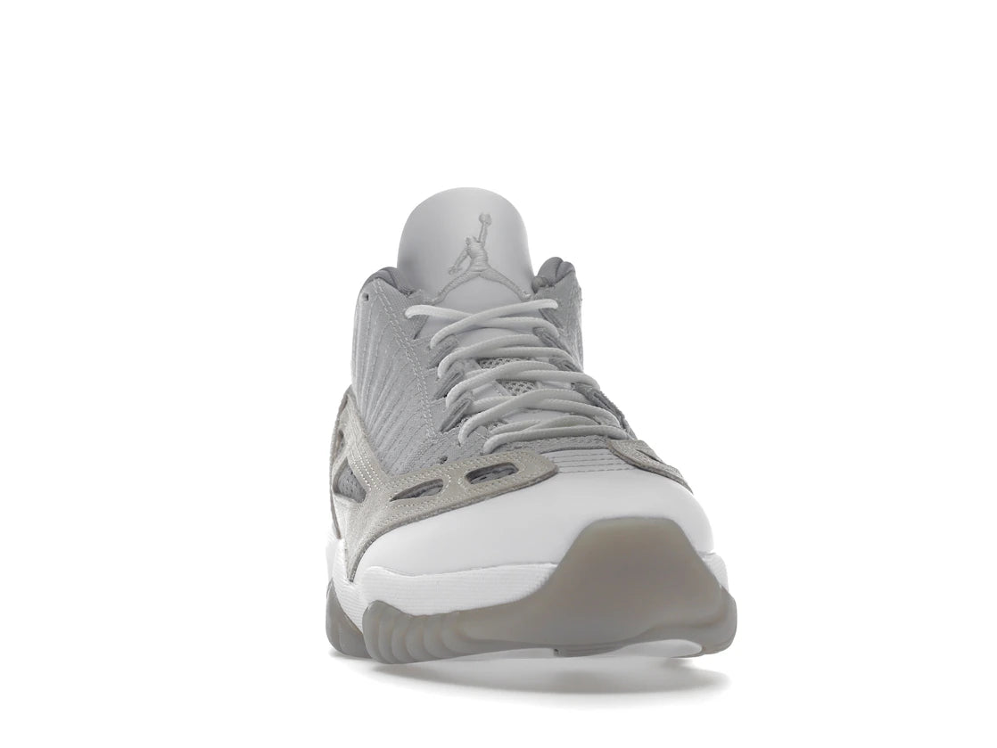 Jordan 11 Retro Low IE Light Orewood Brown - vue secondaire A