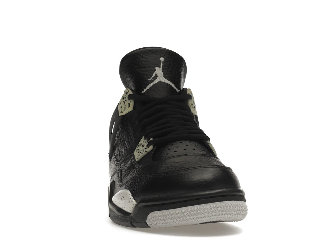Jordan 4 Retro Oreo (2015) - vue secondaire A