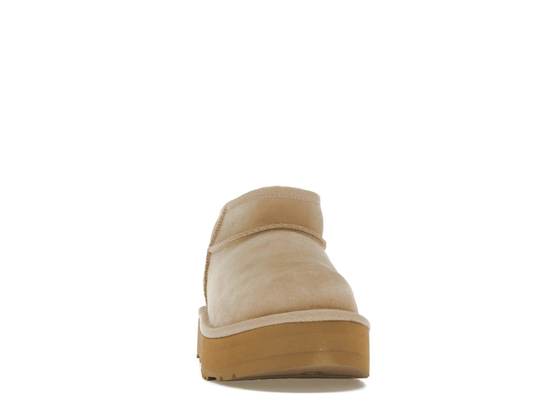 UGG Classic Ultra Mini Platform Boot Sand (Kids) - vue secondaire A
