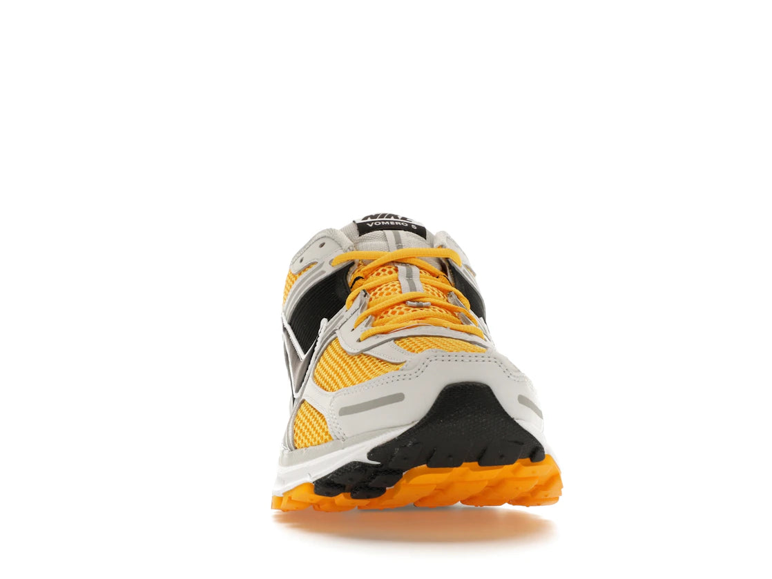 Nike Zoom Vomero 5 Photon Dust Laser Orange - vue secondaire A