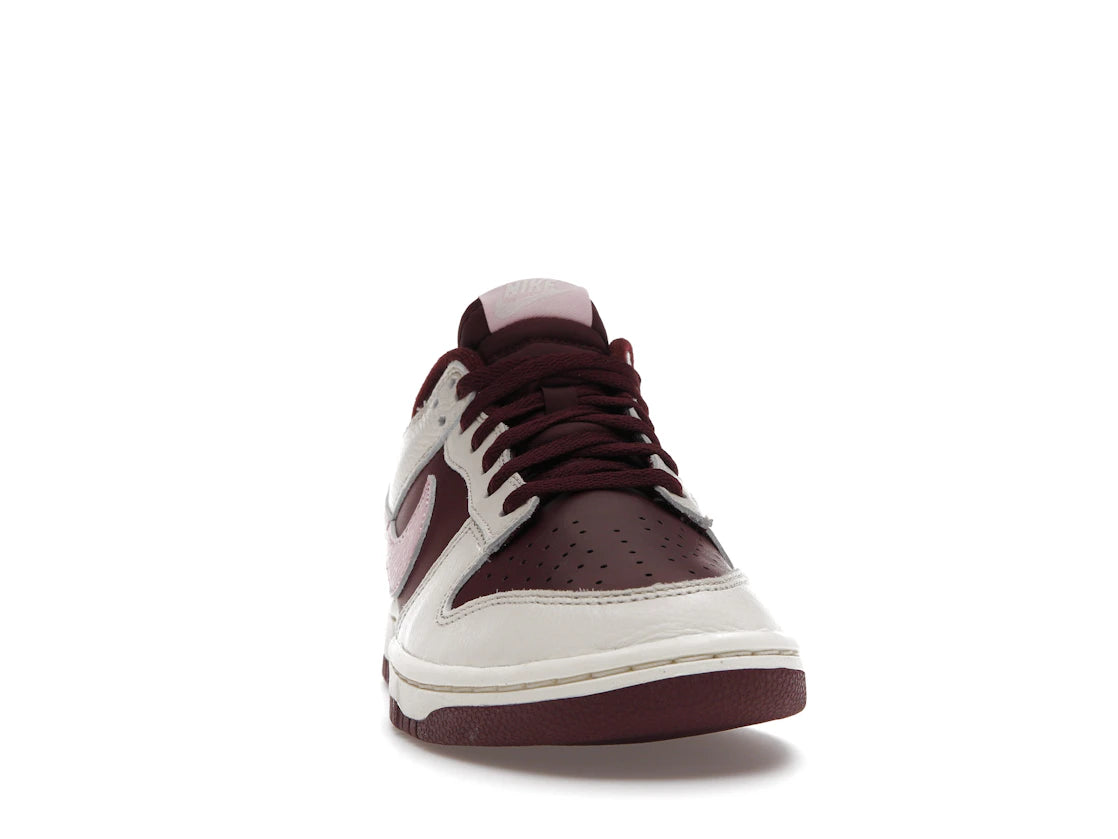 Nike Dunk Low Retro PRM Valentine's Day (2023) - vue secondaire A