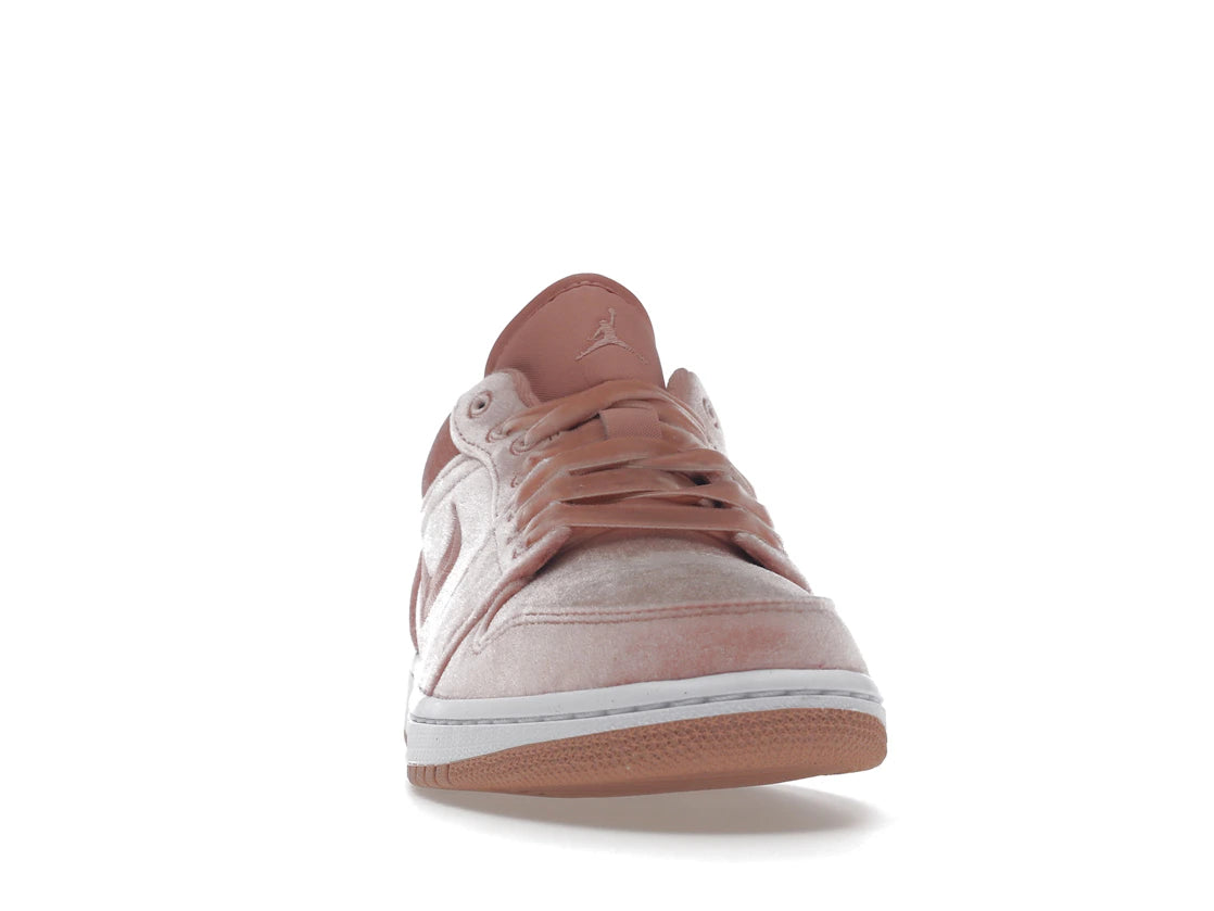 Air Jordan 1 Low SE Pink Velvet (Women's) - vue secondaire A