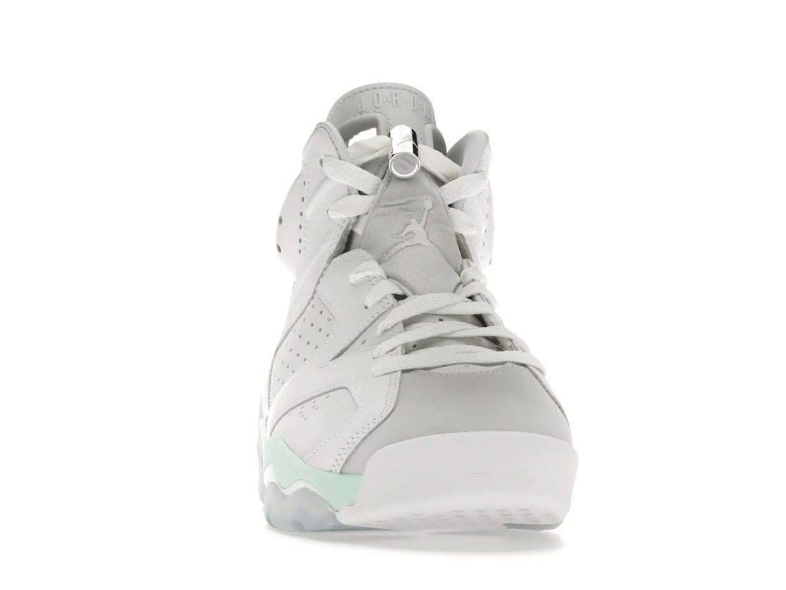 Jordan 6 Retro Mint Foam (Women's) - vue secondaire A