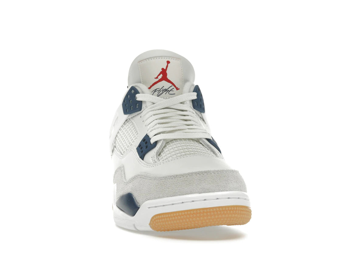 Jordan 4 Retro SB Navy - vue secondaire A