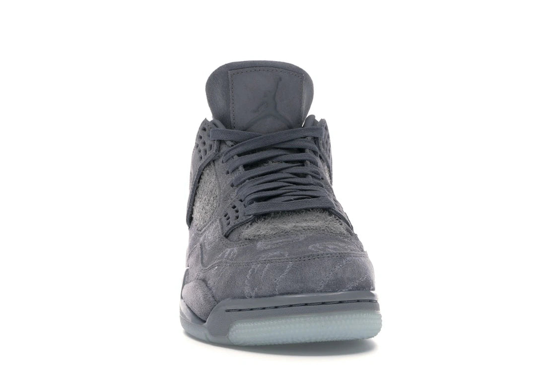 Jordan 4 Retro Kaws - vue secondaire A