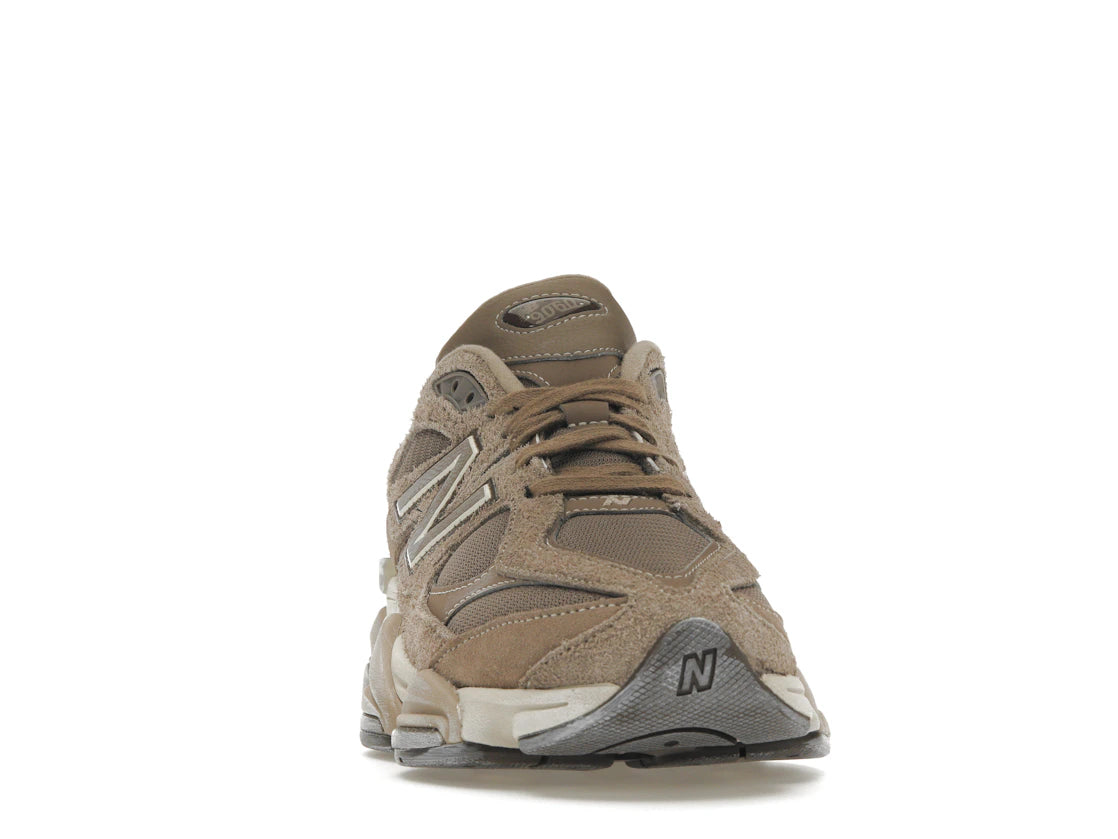 New Balance 9060 Mushroom Timberwolf - vue secondaire A