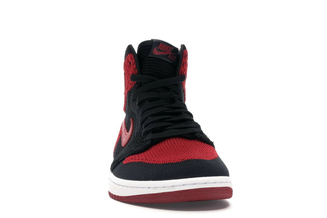 Jordan 1 Retro High Flyknit Bred - vue secondaire A