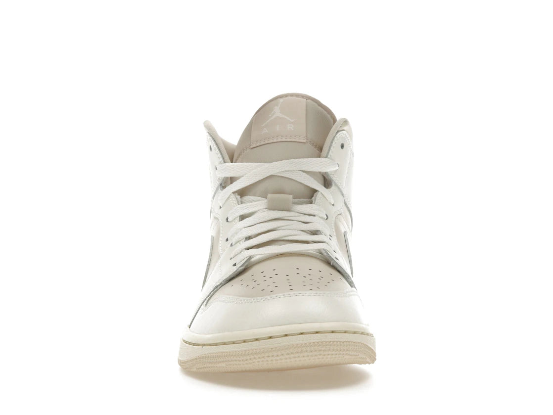Jordan 1 Mid Legend Hellbraun (Damen)