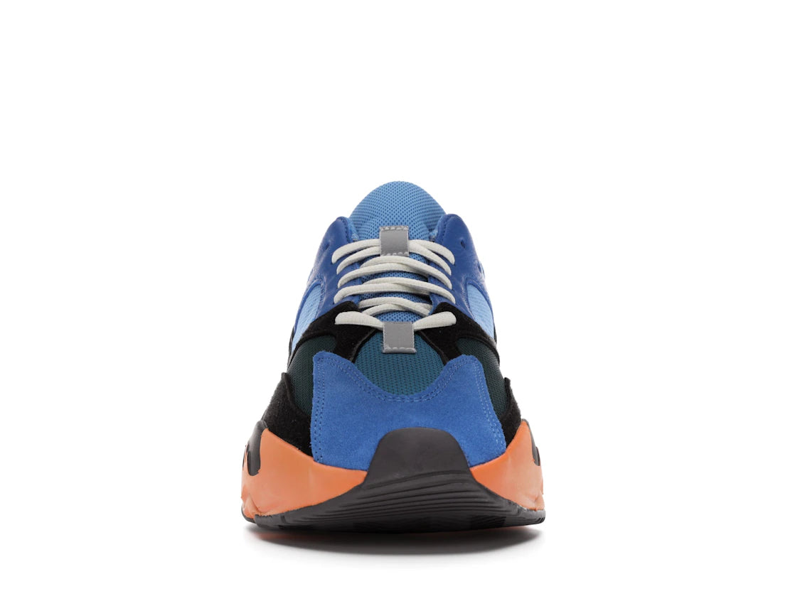 adidas Yeezy Boost 700 Hellblau