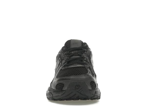 New Balance 740 Triple Black