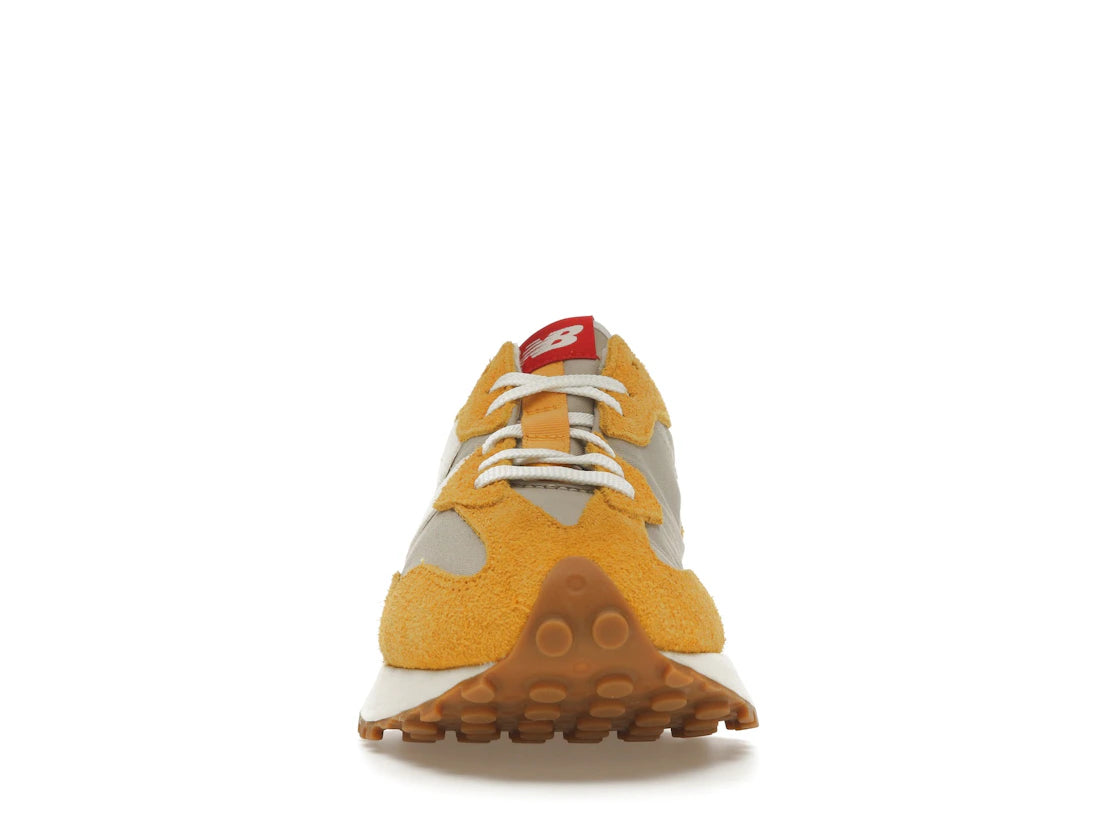 New Balance 327 Varsity Gold Beige