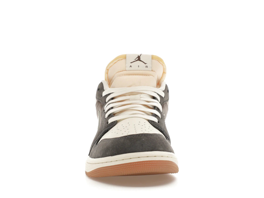 Jordan 1 Low SNKRS Day Korea Magpie (2023)