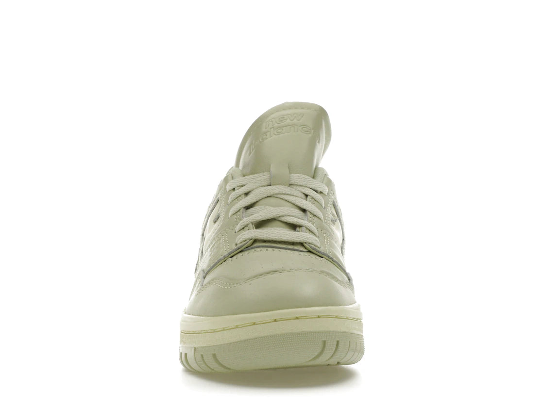 New Balance 550 Deep Lichen Green