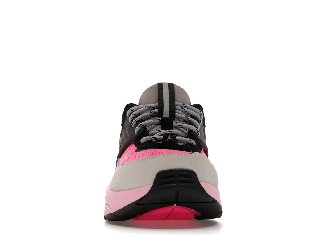 Jordan Trunner O/S Wolf Grey Pink Blast