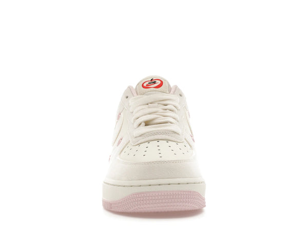 Nike Air Force 1 Low Valentinstag (2025) (Damen)