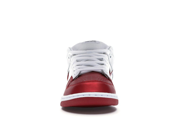 Nike SB Dunk Low Supreme Jewel Swoosh Red