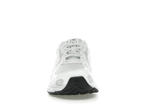 New Balance 740 Triple White