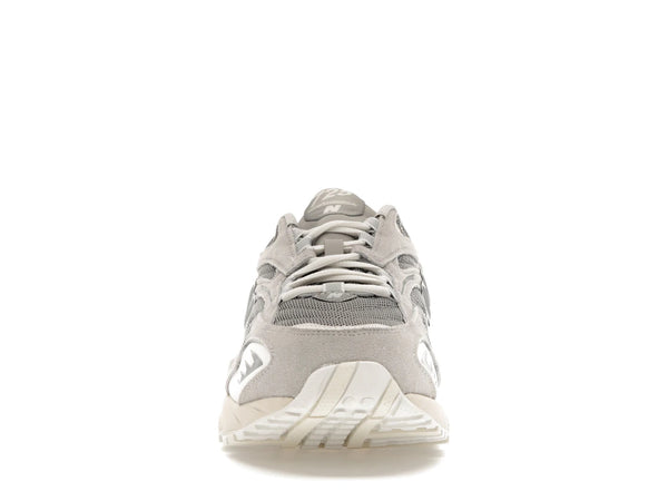 New Balance 725 Light Grey