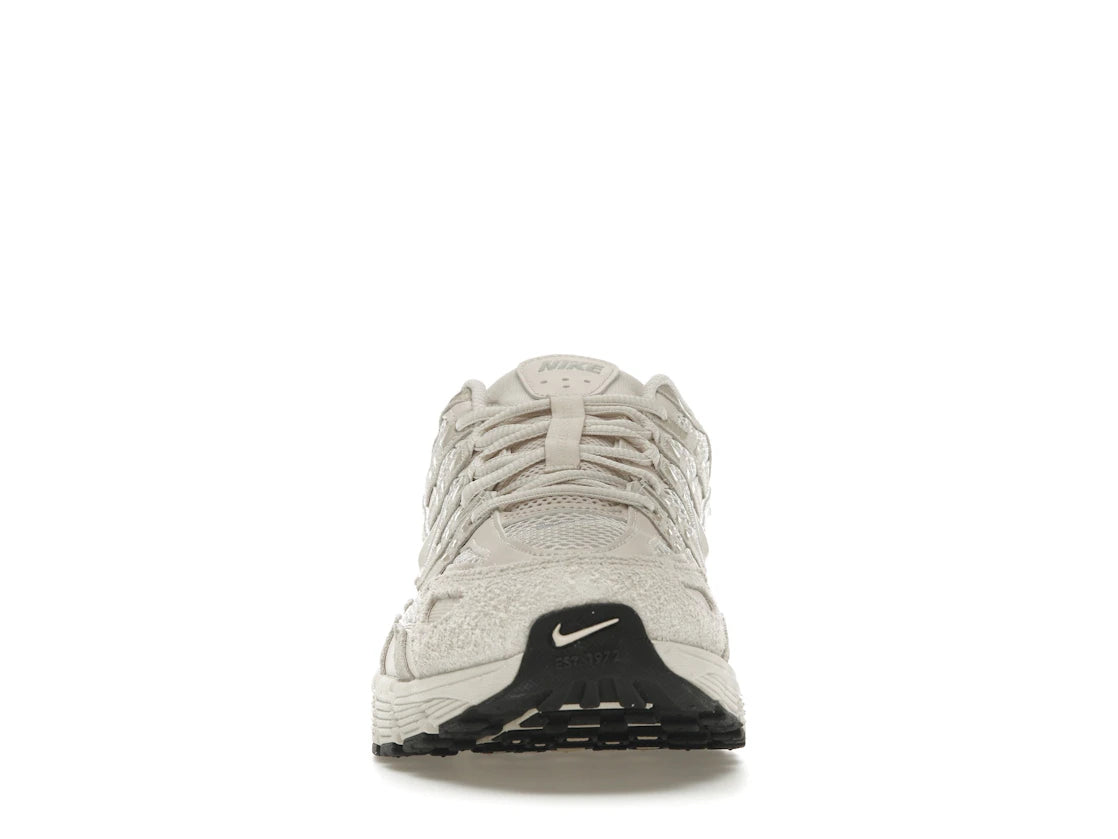 Nike P-6000 SE Hellbraun