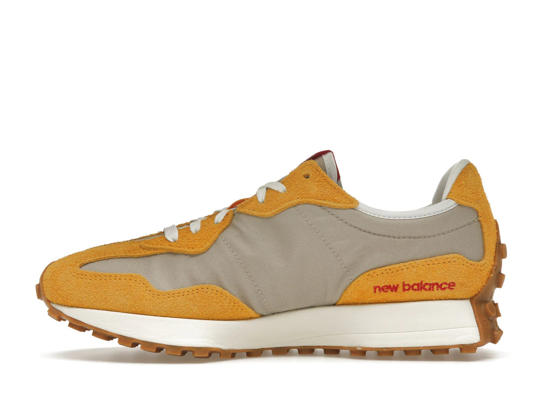 New Balance 327 Varsity Gold Beige