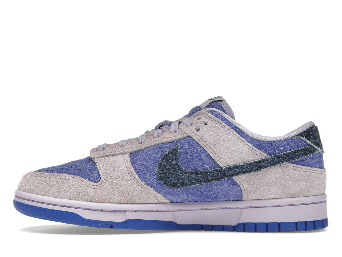 Nike Dunk Low SE Hydrangeas (Women's)