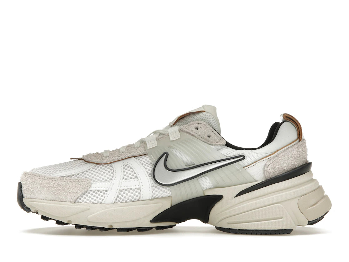 Nike V2K Run Summit White Light Orewood Brown (Women's)